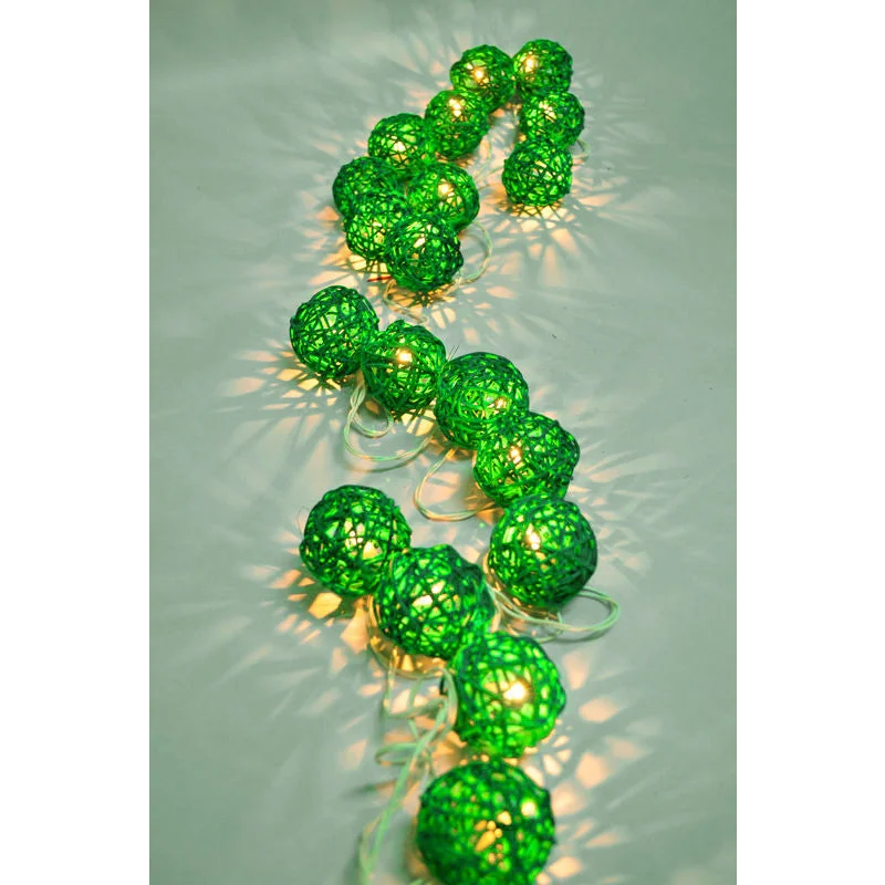 1 Set of Green 5cm Rattan Cane 20 Ball Battery Powered 3m