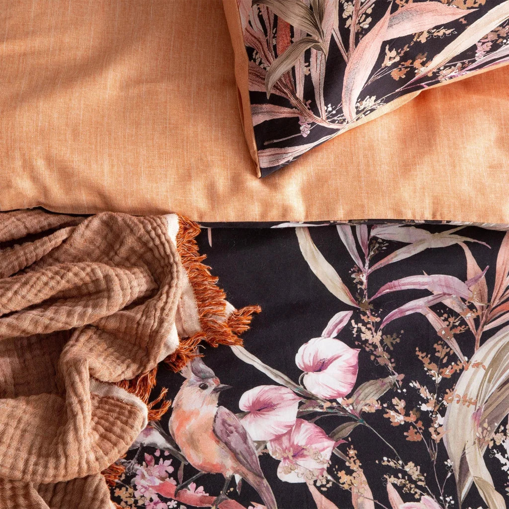 300 TC Grevillea Cotton Reversible Onyx Quilt Cover Sets