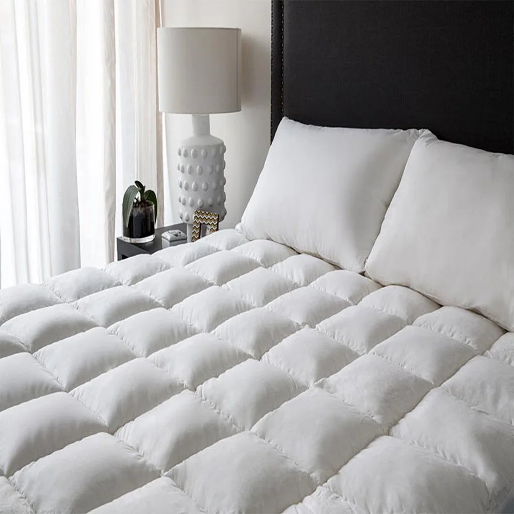 Deluxe 1000 GSM High Loft Fully Fitted Mattress Topper