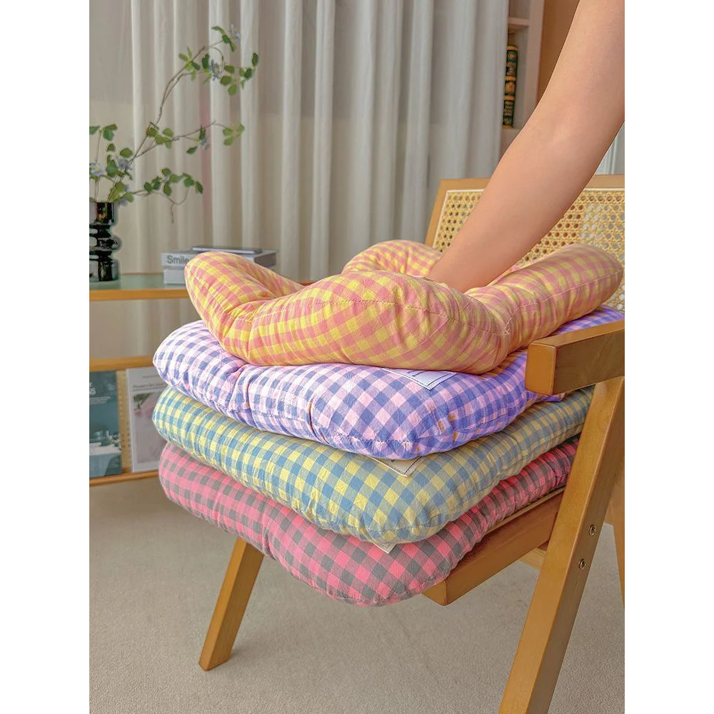 M Yellow-blue All-Season Pet Bed - Soft Washable Dog & Cat