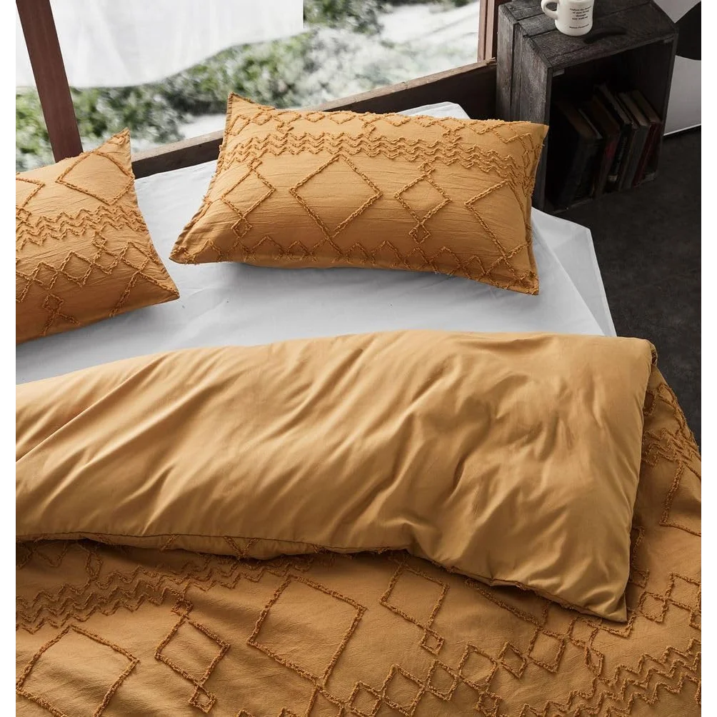 Pillowcase Set of 2 100% Premium Microfibre Tufted