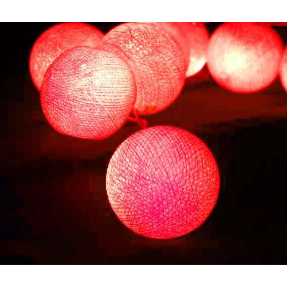 String Lights 20 LED Red 5cm Cotton Ball Battery Powered