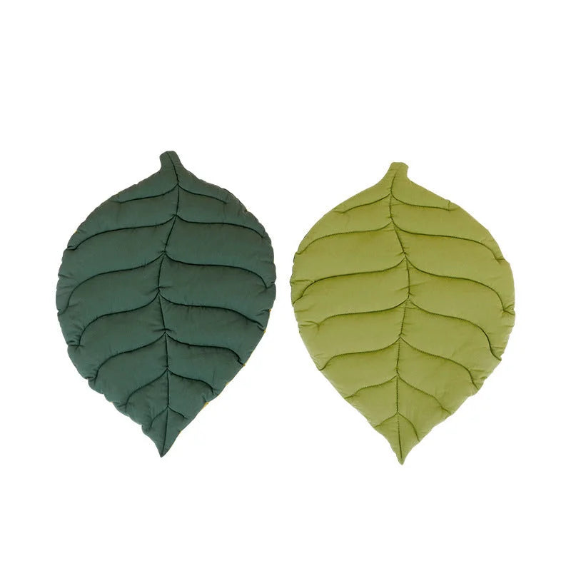 1 Pcs Yellow Leaf-Shaped Pet Sleeping Mat - Durable Dog