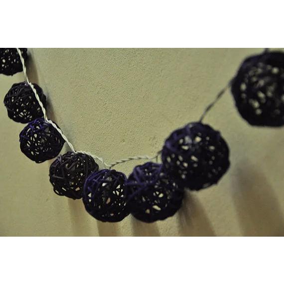 1 Set of Black 5cm Rattan Cane 50 Ball Battery Powered LONG