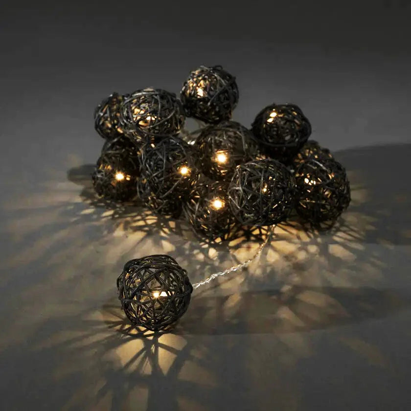 1 Set of Black 5cm Rattan Cane 50 Ball Battery Powered LONG