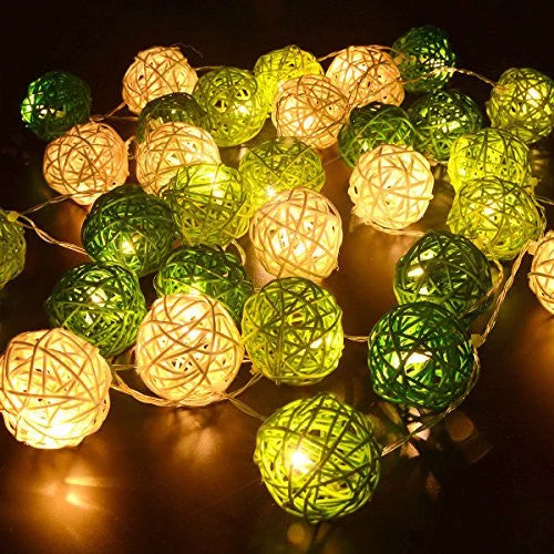 1 Set of Green n White 5cm Rattan Cane 50 Ball Battery