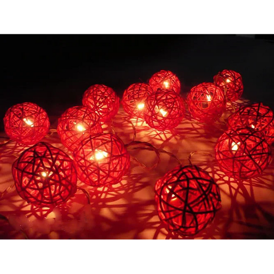 1 Set of Red 5cm Rattan Cane 20 Ball Battery Powered 3m