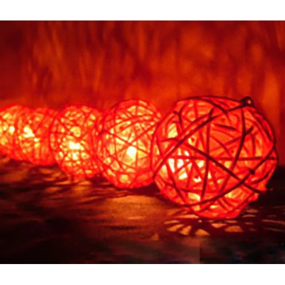 1 Set of Red 5cm Rattan Cane 50 Ball Battery Powered LONG