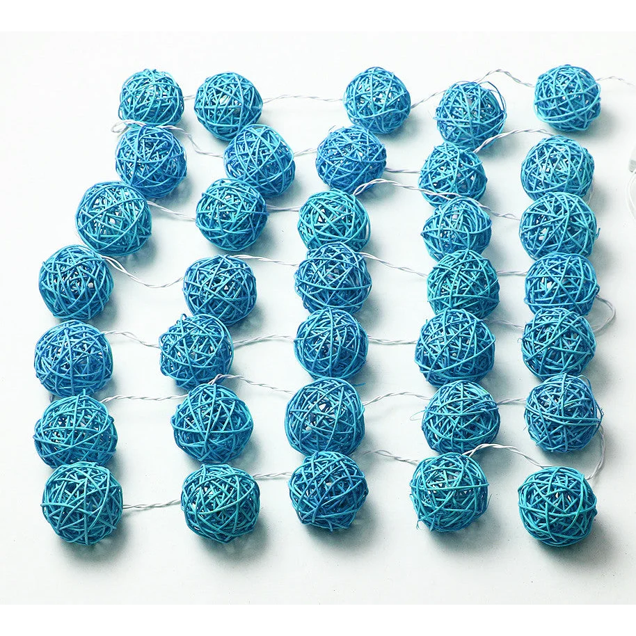 1 Set of Turquoise Blue 5cm Rattan Cane 50 Ball Battery