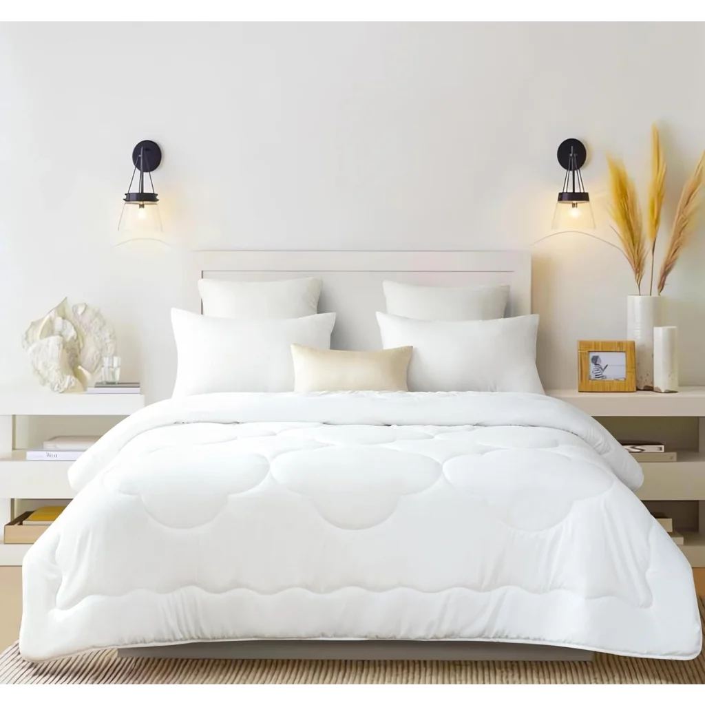 100% Premium Bamboo Microfiber Quilt - All Season Ultra
