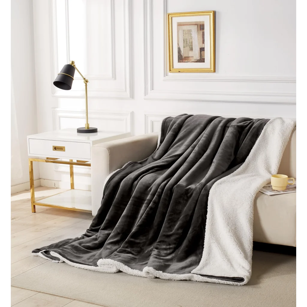 2-in-1 Teddy Sherpa Quilt Cover Set (Charcoal Super King)