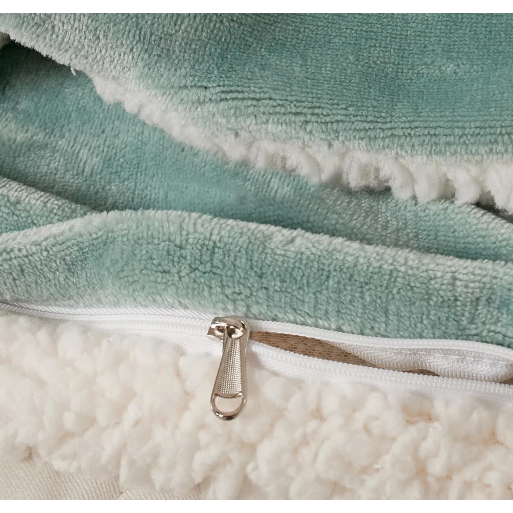 2-in-1 Teddy Sherpa Quilt Cover Set (Sage Green Super King)