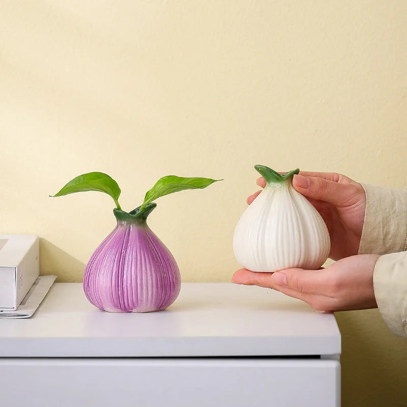 2 Pcs White Creative Onion-Shaped Ceramic Vase