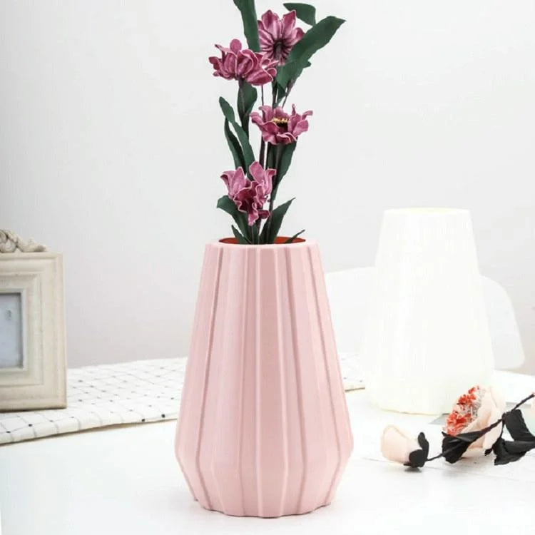 2-piece Plastic Vase for Creative Flower Arrangements