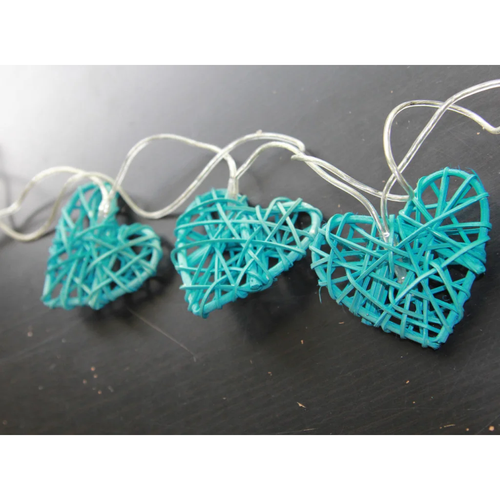 20 Turquoise Blue 3D Hollowed Rattan Heart-Shaped 3M String