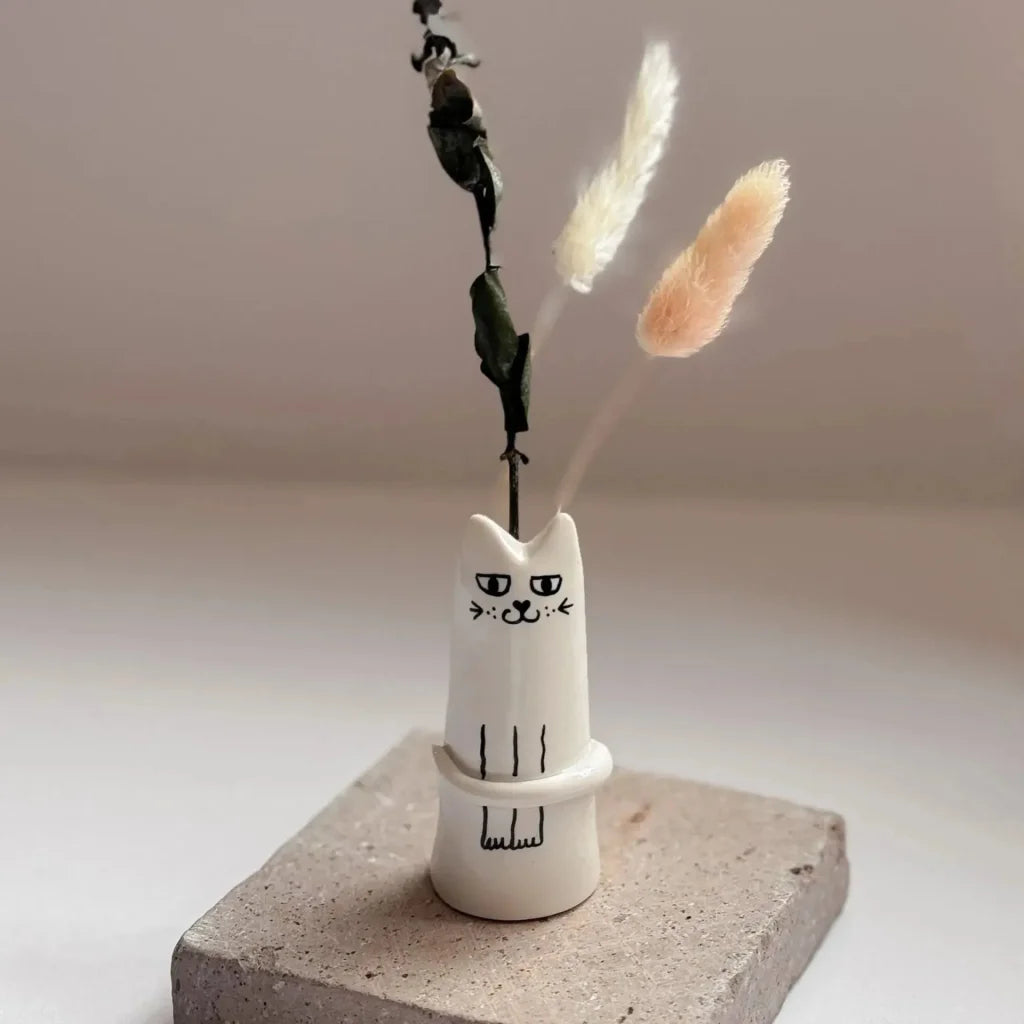 3 Pcs White And Black Adorable Sassy Cat Mini Bud Vase
