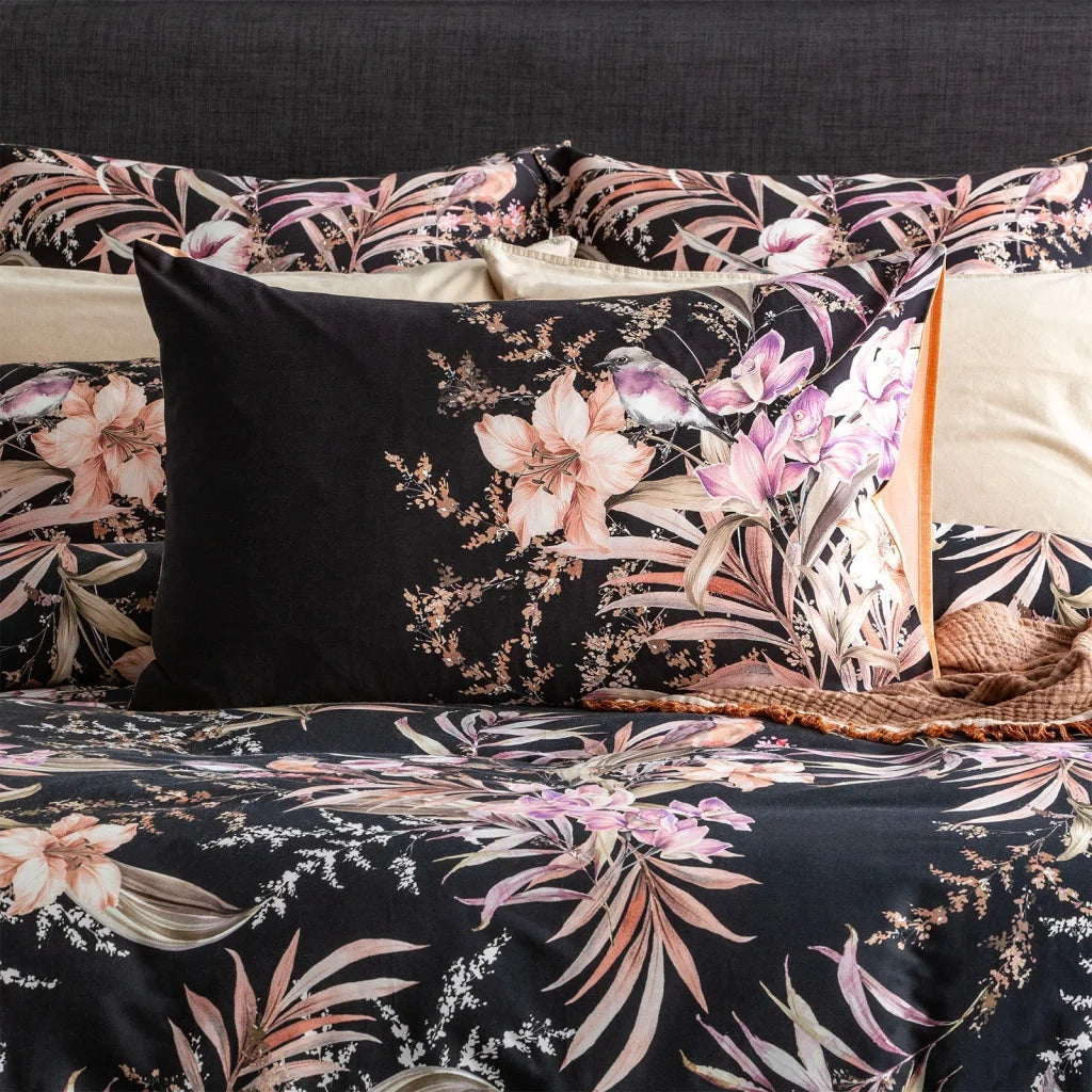 300 TC Grevillea Cotton Reversible Onyx Quilt Cover Sets