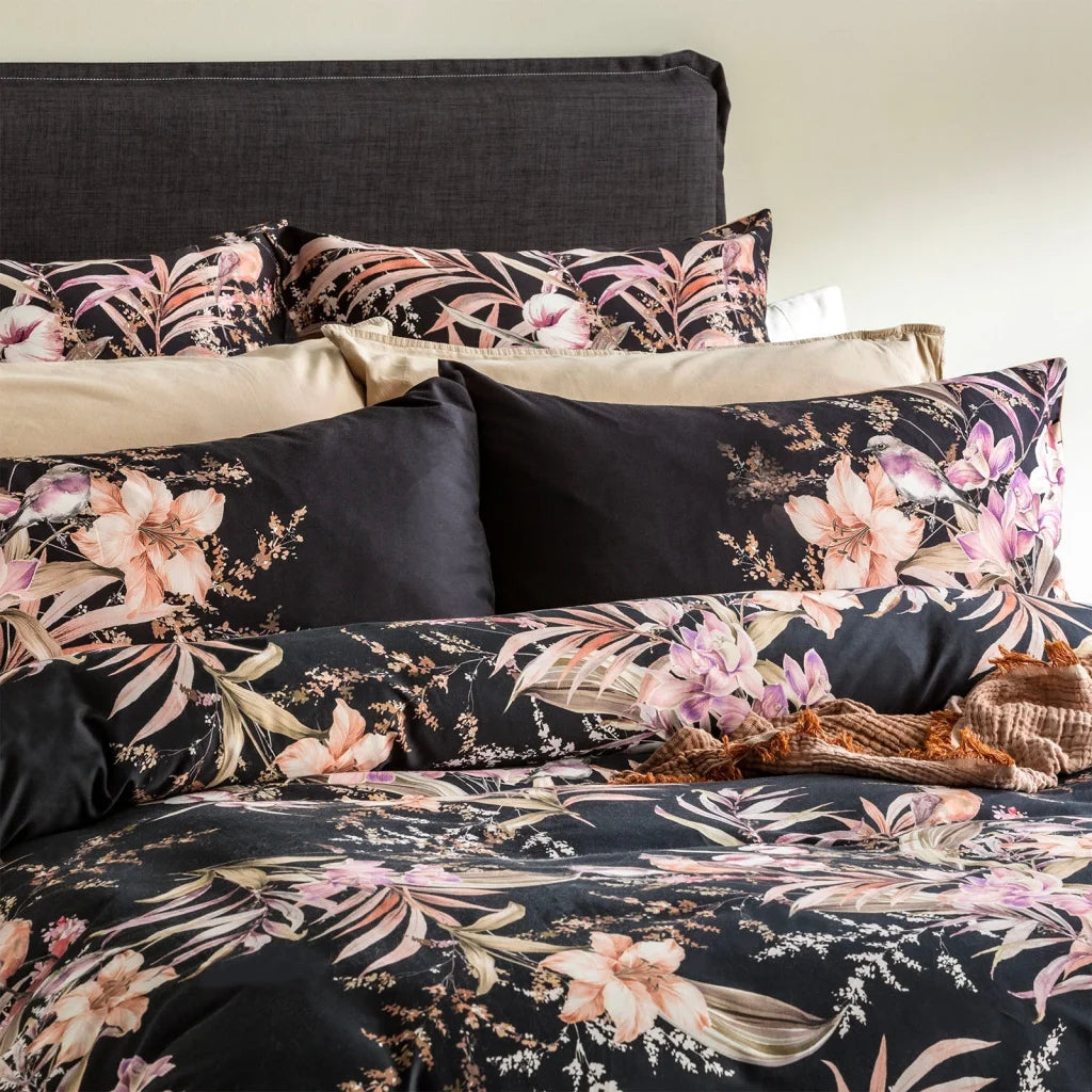 300 TC Grevillea Cotton Reversible Onyx Quilt Cover Sets