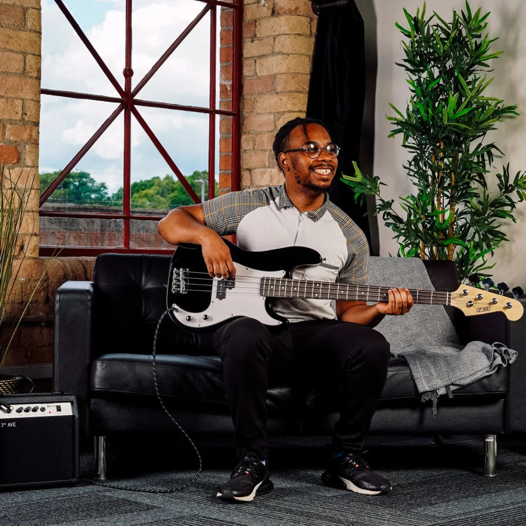 3rd Avenue Bass Guitar Pack - Audio & Video > Musical