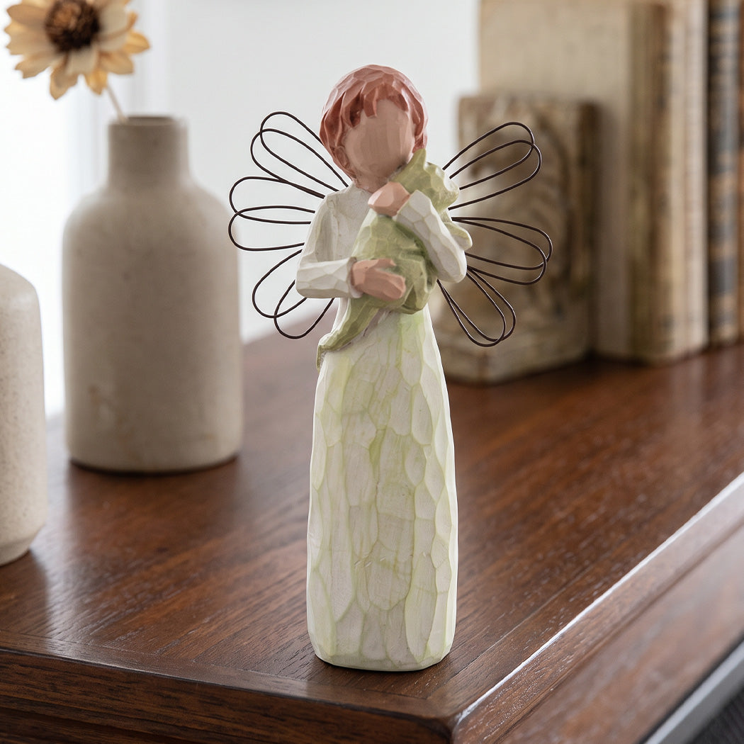 Levede Resin Angel Figurines Friendship Gift with Love for Home Decor White