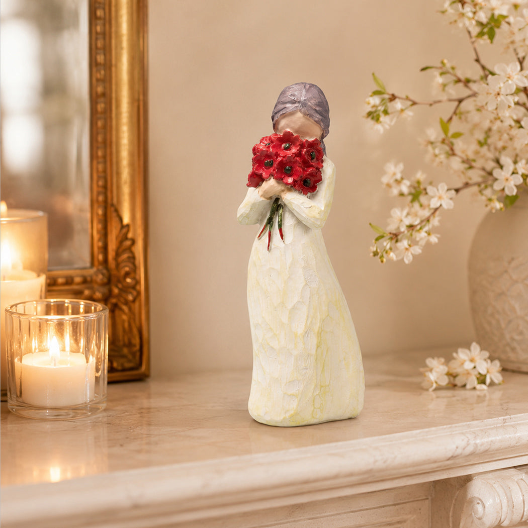 Levede Resin Bouquet Angel Figurines Gift with Love for Home Decor White