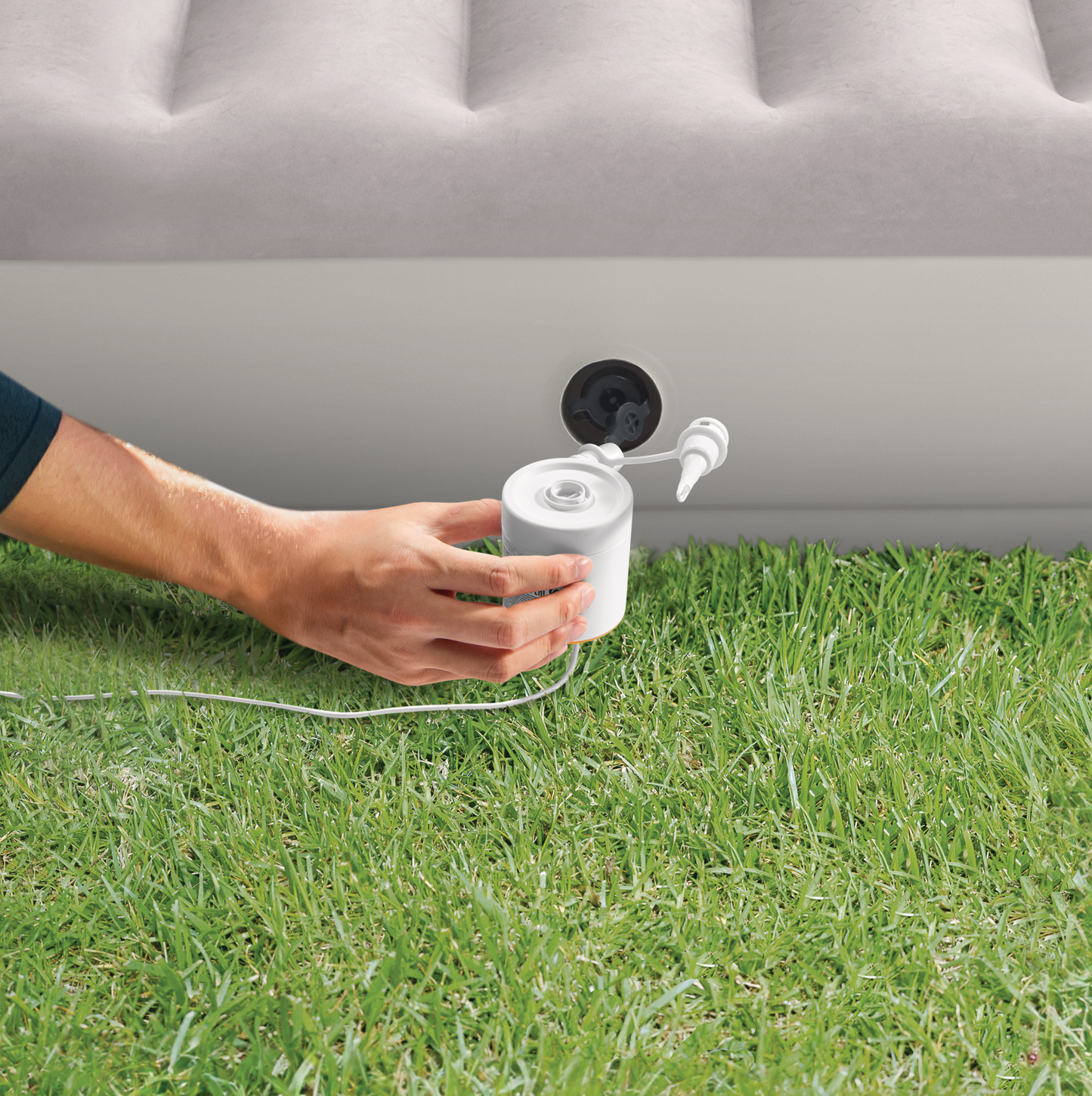 Intex Single (Twin) Dura-Beam Prestige Mid-Rise Airbed w/ USB150 Pump - 64177