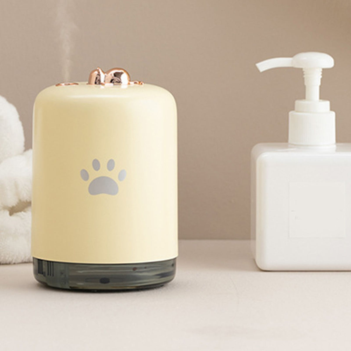 Cool Mist Humidifier USB Power Supply Portable Aromatherapy Mist Humidifier for Office Yellow