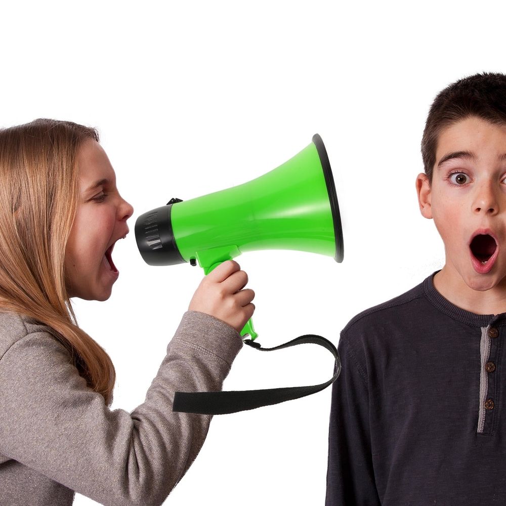 Handheld Design Green Megaphone Clear Sound Loudspeaker Crowd Control 1Pack
