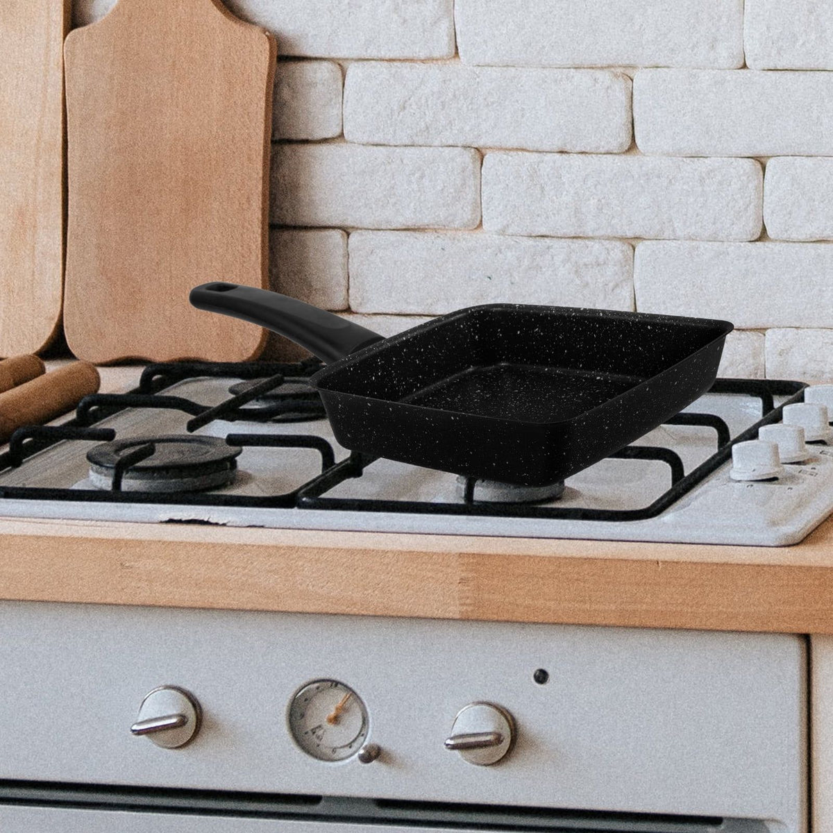 Japanese Nonstick Rectangular Frying Pan for Home Cooking with Even Heat Distribution and Design