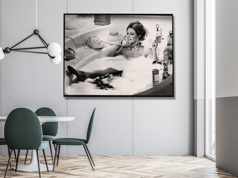 Wall Art 70cmx100cm Brigitte Bardot In the bath poster, Black Frame Canvas