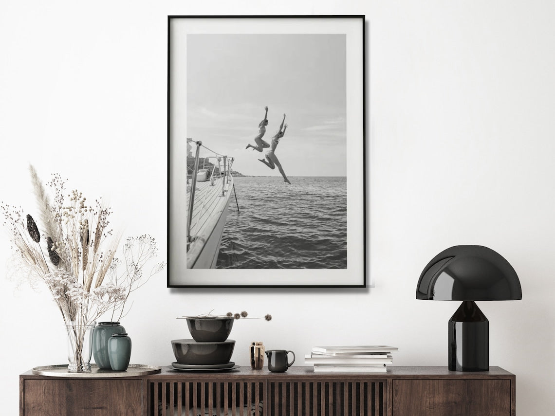 Wall Art Black and White Ocean Jump 60x90cm, Black Frame Canvas