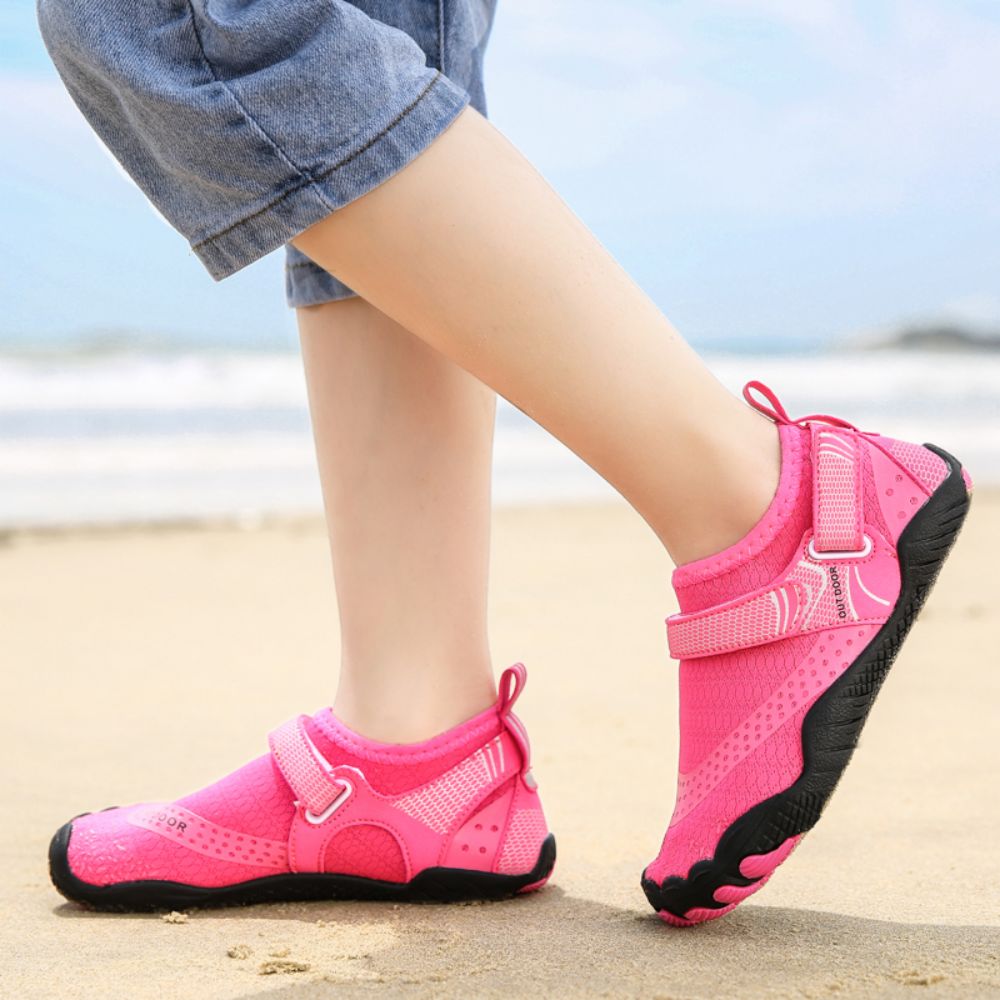 Kids' Water Shoes Barefoot Quick Dry Aqua Sports Boys Girls - Pink Size BigKid US3 = EU34