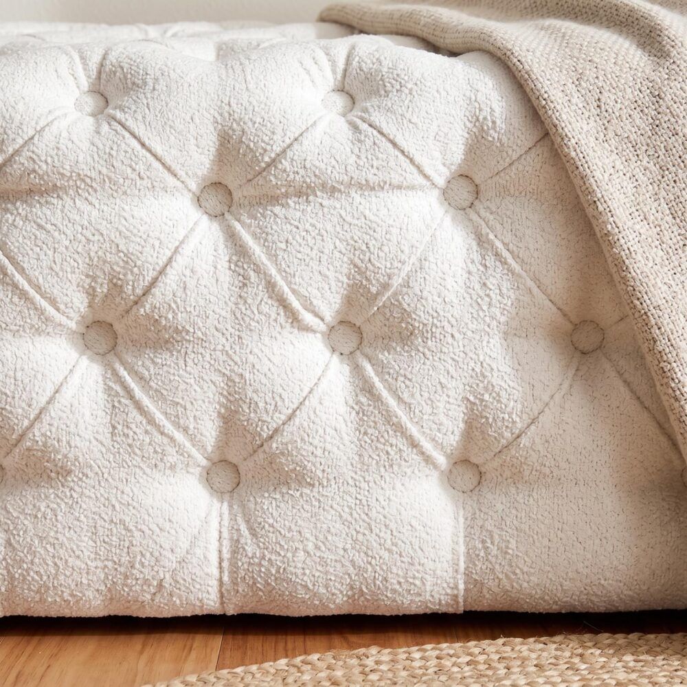 Ottoman Rectangular Elsa Tufted Beach Bouclé White