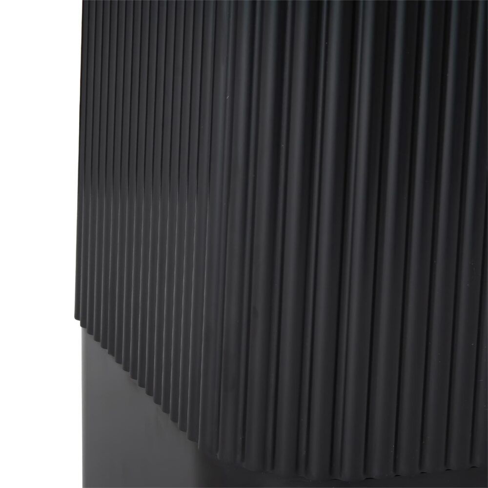 Clara Noir Side Table - Modern Design