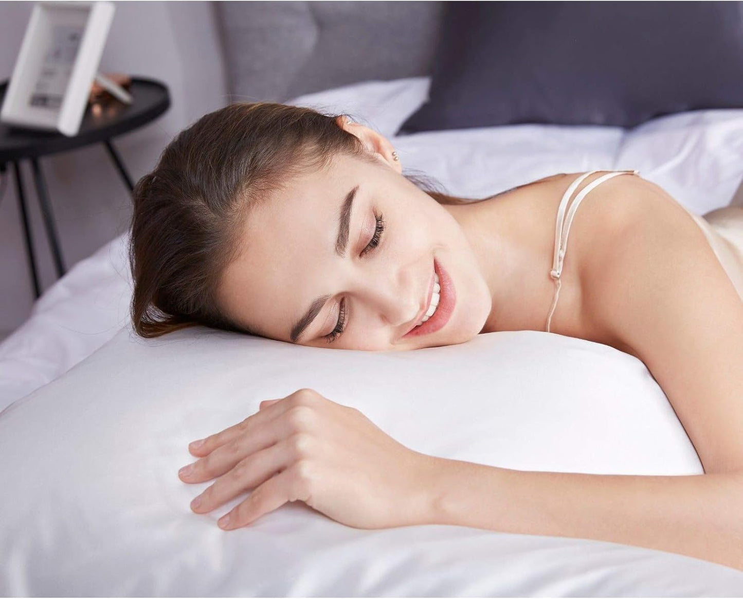 Luxury Pillowcase 2 Pack - 100% Pure Mulberry Silk on Both Sides - White