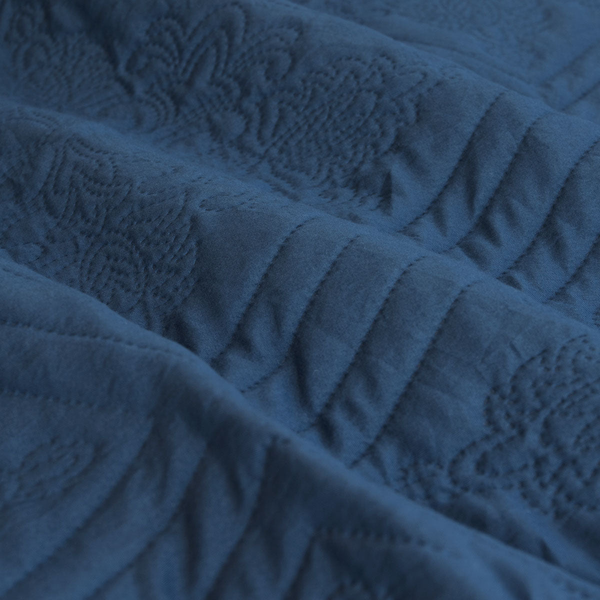 Quilt Cover Set Eddison Cornflower Light Quilted Embossed Queen - Ardor