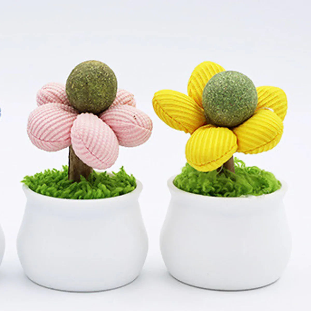Catnip Ball Cat Chew Toy Cute Flower Pot Shaped Interactive Play Teeth Cleaning - Pink