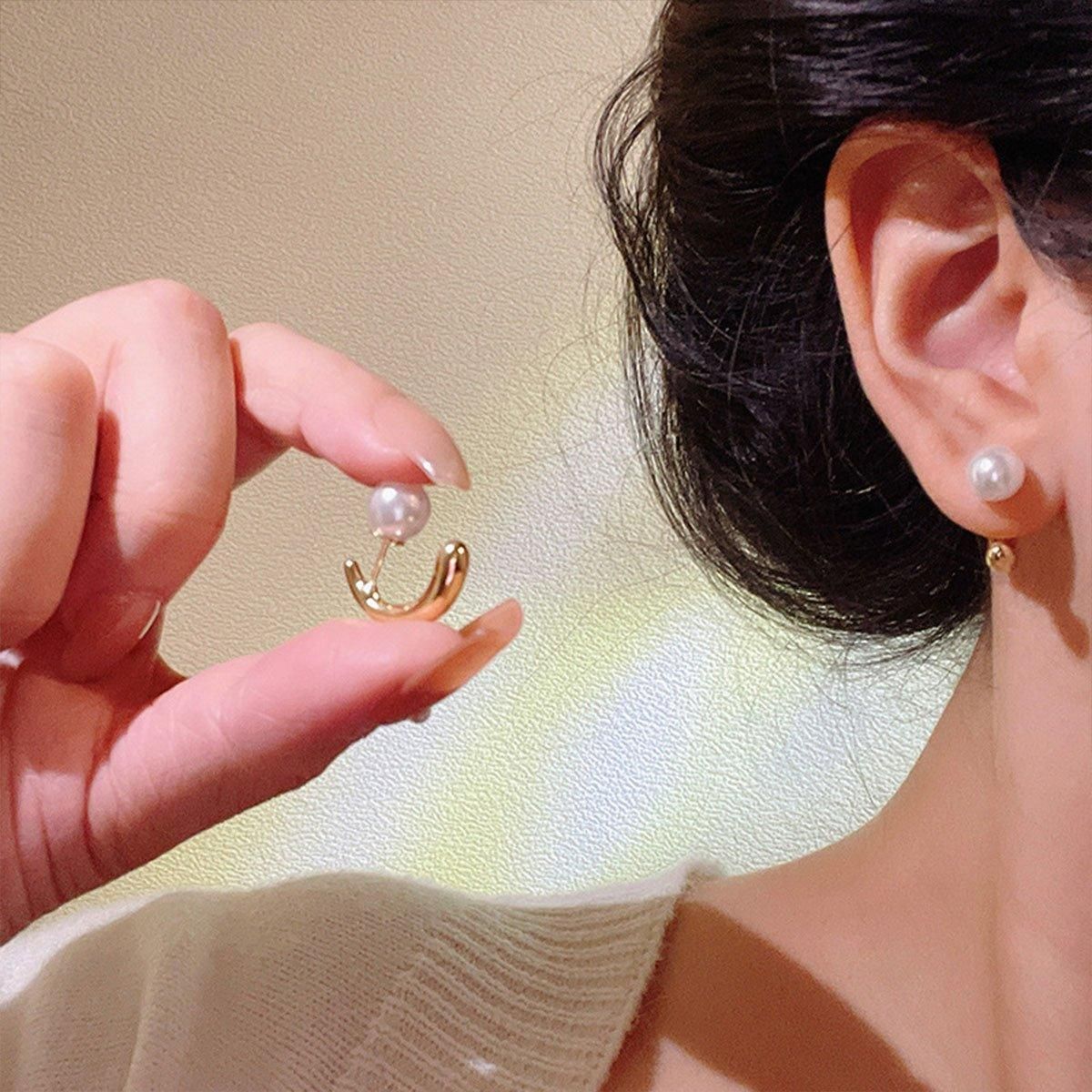 Premium Pearl Earrings Elegant Simple Design Timeless Fashion Jewelry for Women
