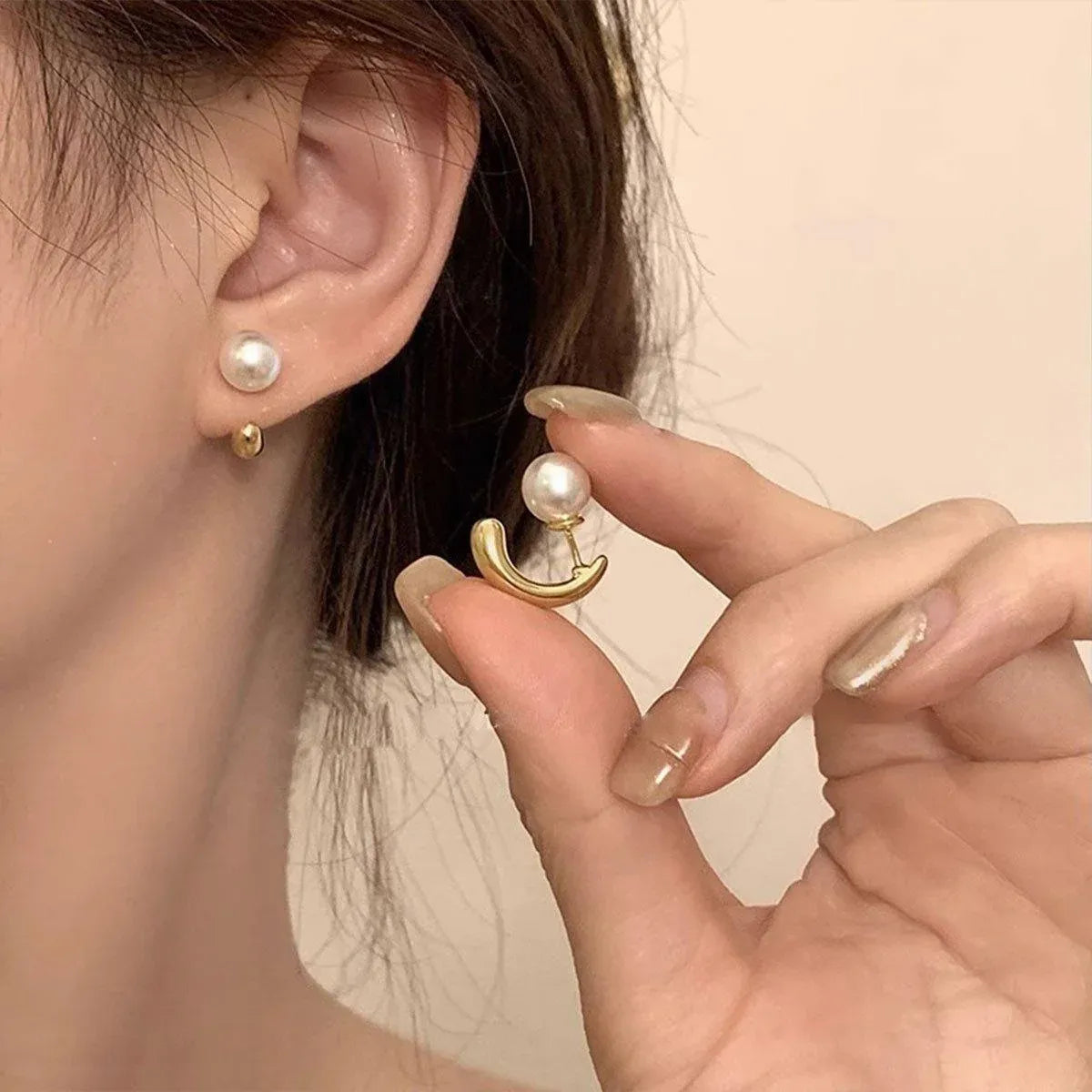 Premium Pearl Earrings Elegant Simple Design Timeless Fashion Jewelry for Women