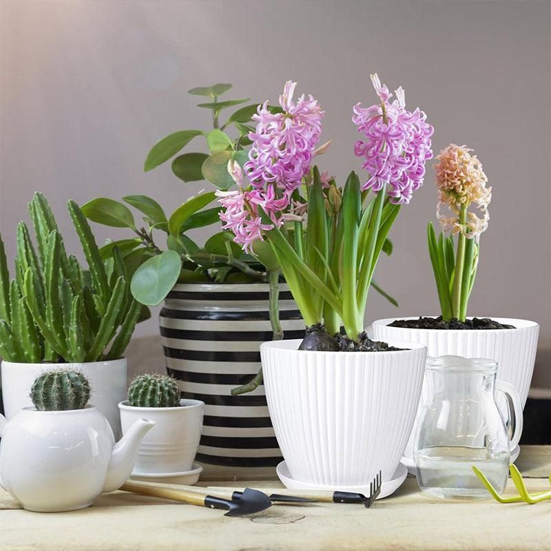 Plastic Round Plant Pots Vertical Stripes Flower Pot Green Gardening White Flowerpot