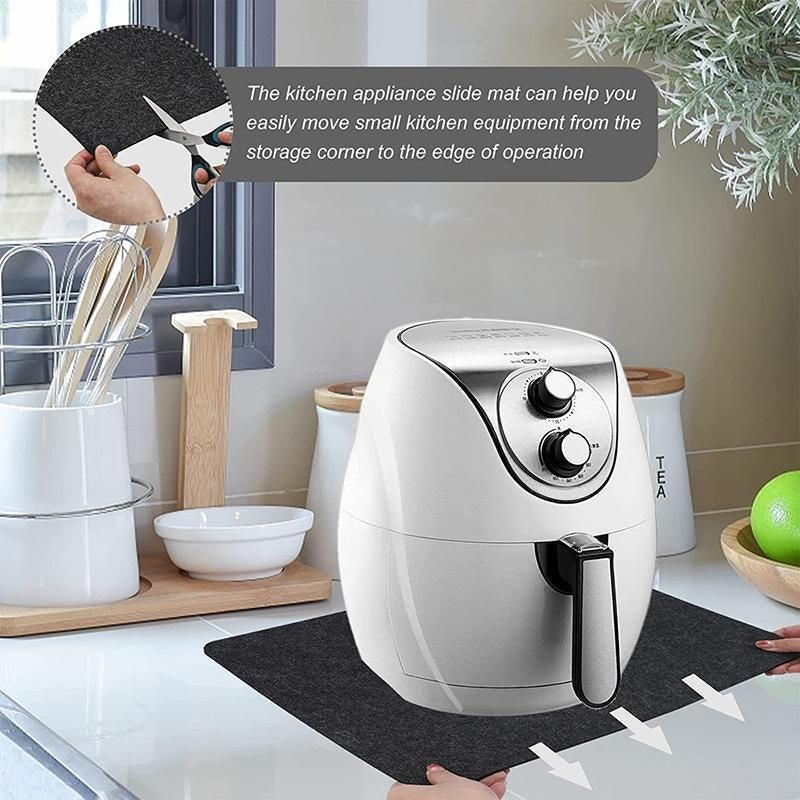 Non slip heat with front casing details and fitted handles