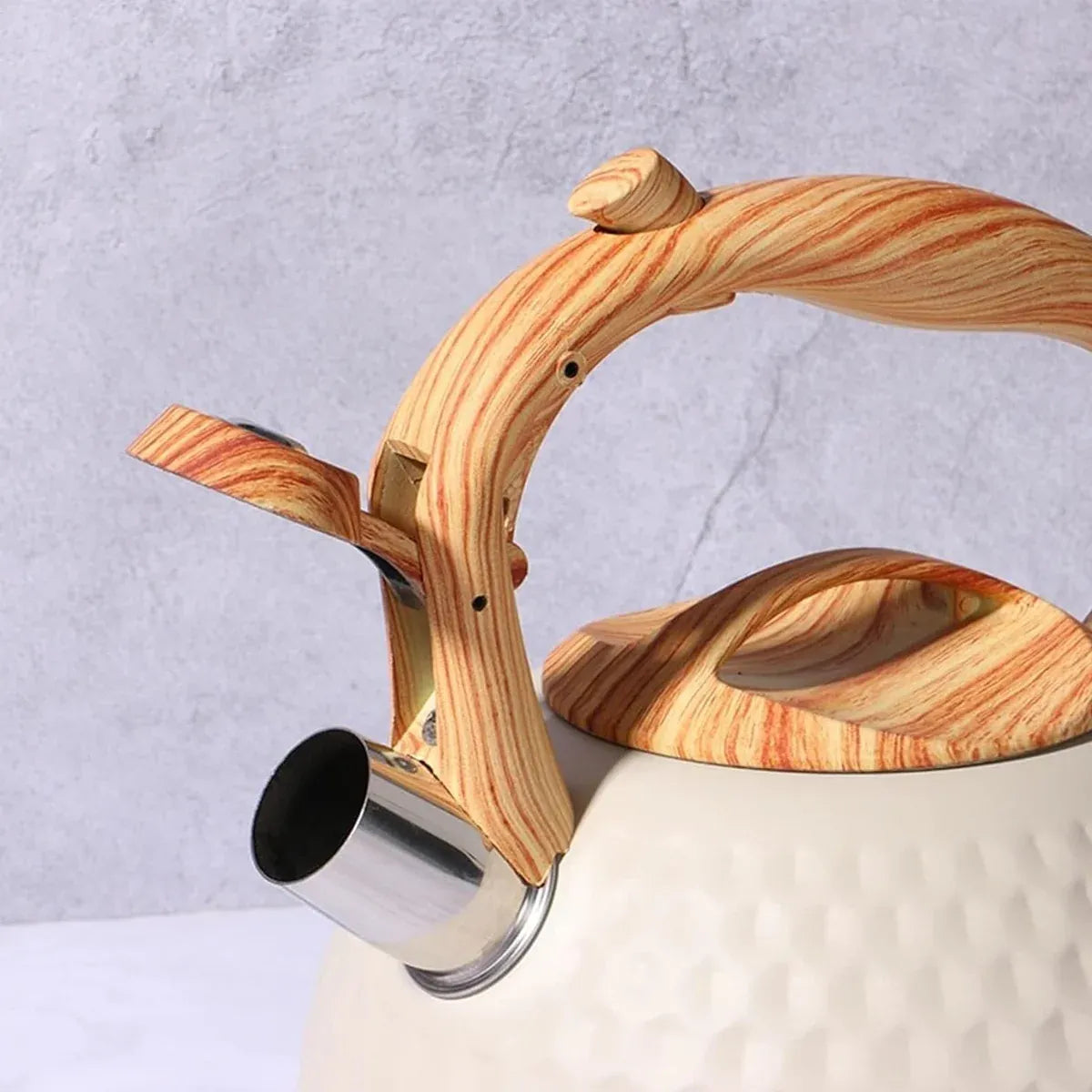 3L Stainless Steel Whistling Kettle Hammer Pattern Induction Gas Teapot Use - Beige