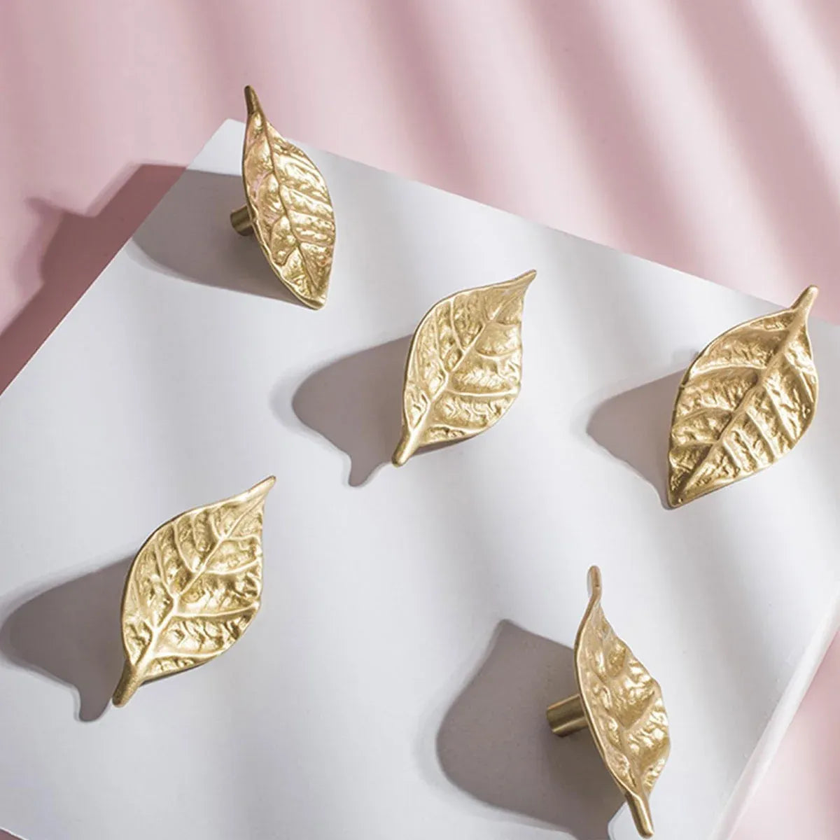 Leaf Shape Cabinet Door Handle Drawer Pull Modern Decorative Furniture Handle