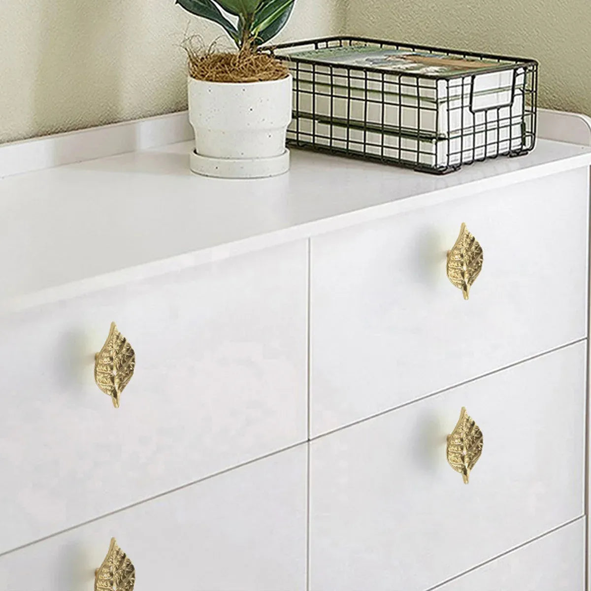 Leaf Shape Cabinet Door Handle Drawer Pull Modern Decorative Furniture Handle