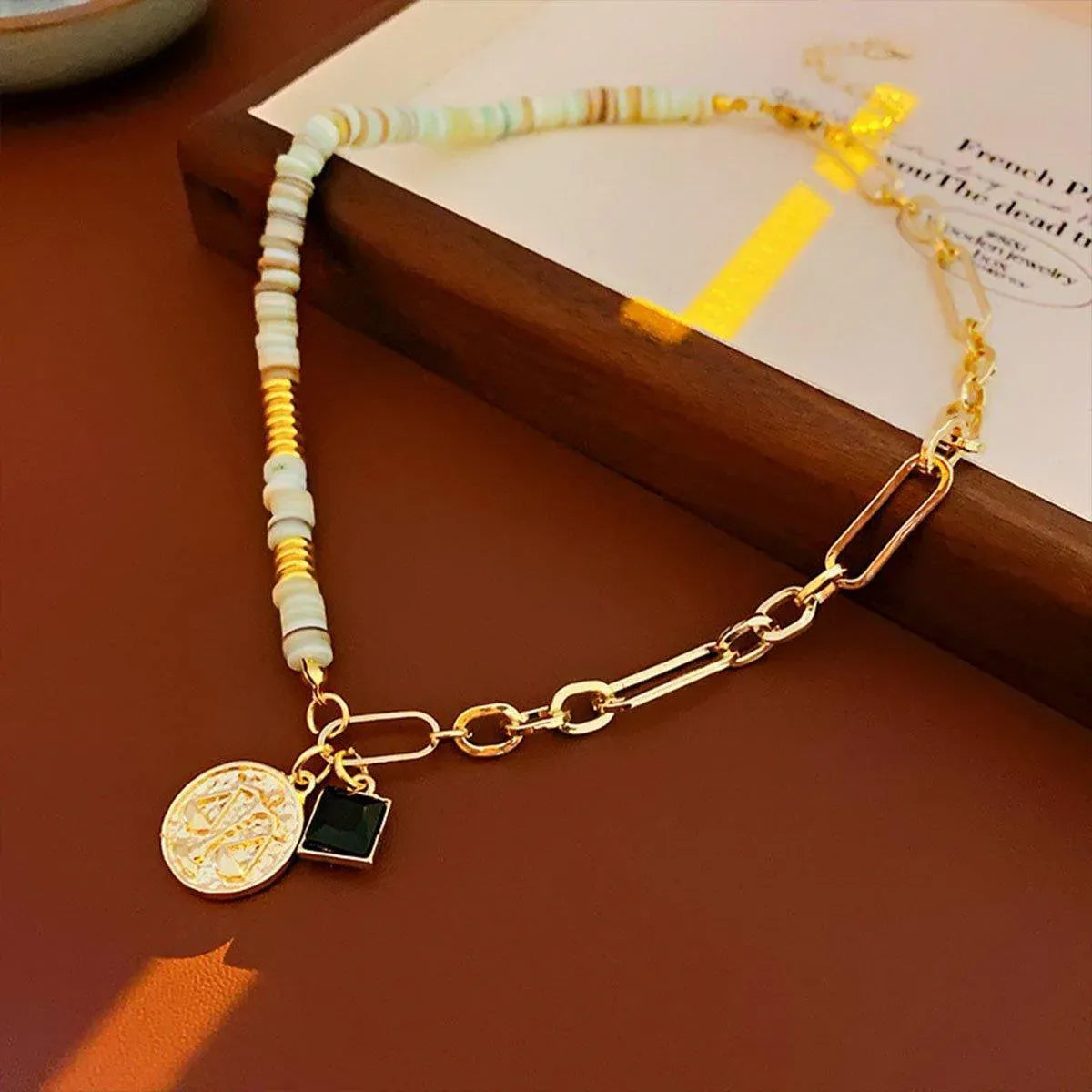 Fashion Natural Stone Necklace Retro Clavicle Chain Simple Jewelry Women