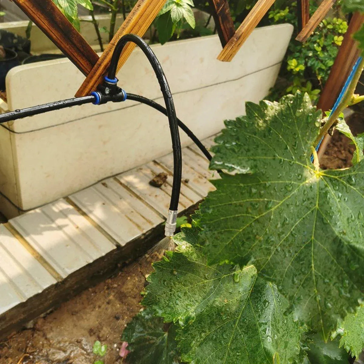 5m watering system adjustable with assembled layout and visible hardware