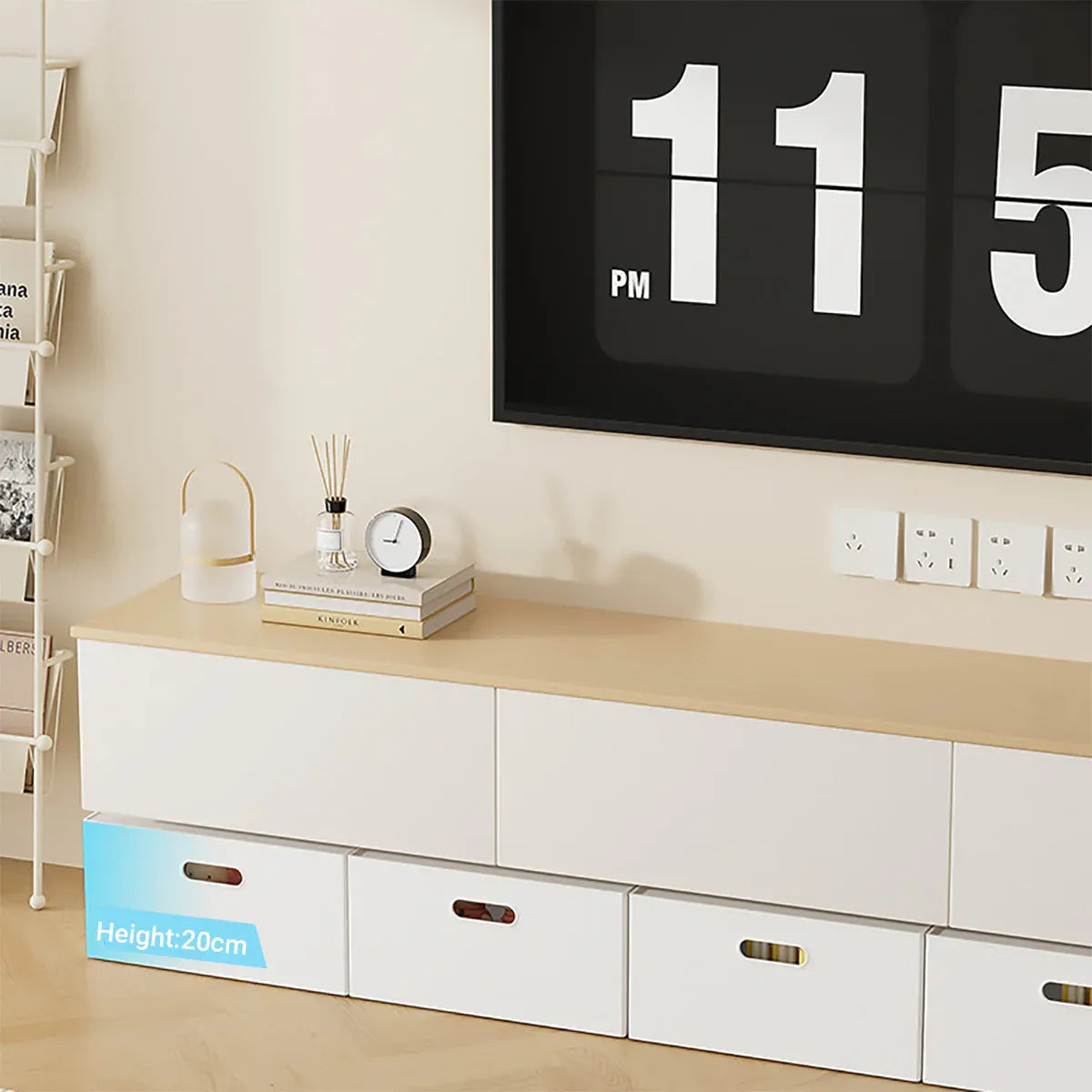 Portable Storage Box White M/L with Lid - M