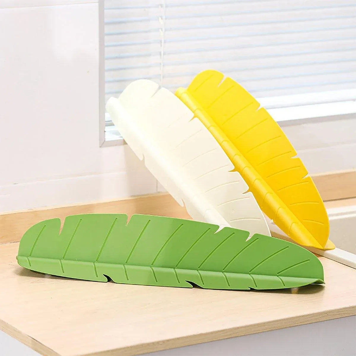 Kitchen Water Baffle Sink Splash Guard Household Waterproof Partition - Yellow