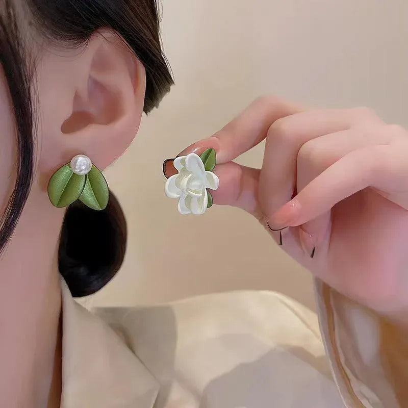 Asymmetrical Pearl Flower Stud Earrings 925 Silver Needle Summer Leaf Design