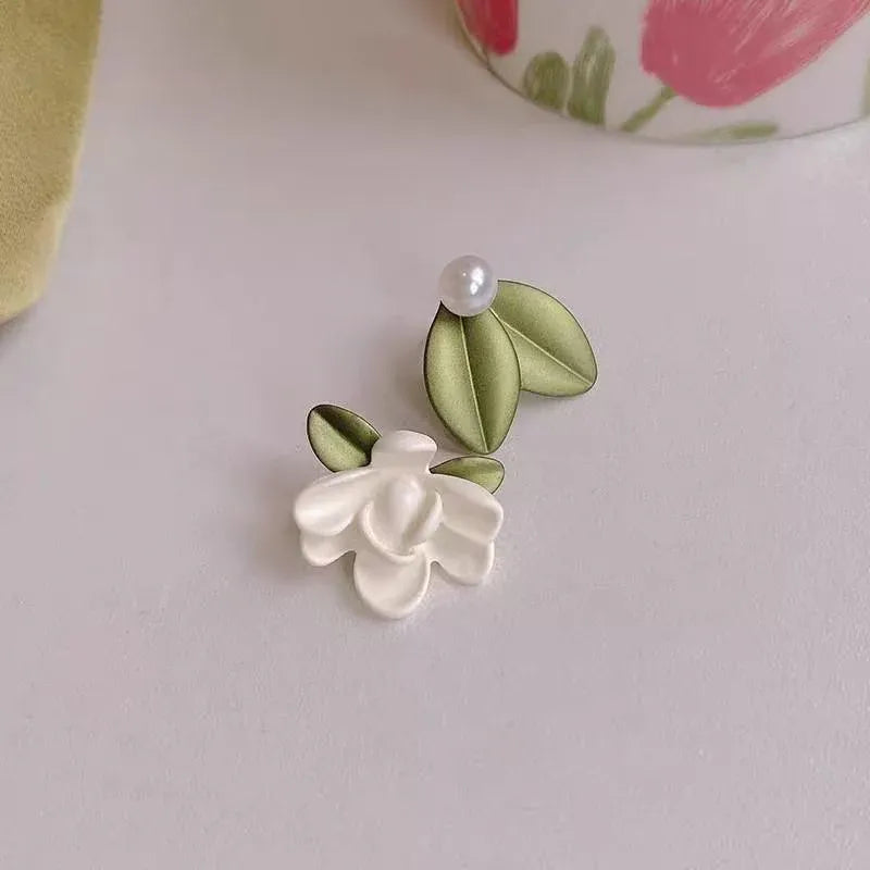 Asymmetrical Pearl Flower Stud Earrings 925 Silver Needle Summer Leaf Design